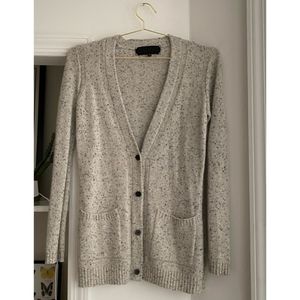 Quinn cashmere sweater. Size XS